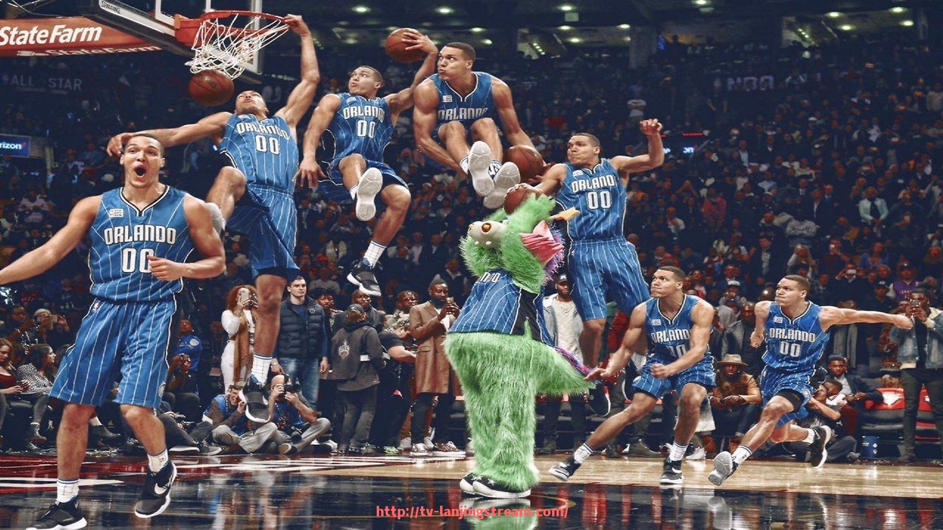 蓝鲸体育直播-装备包里的秘密：世俱杯球队日常训练与比赛用品清单